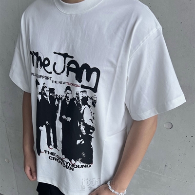 市场上装-T恤-电商T恤