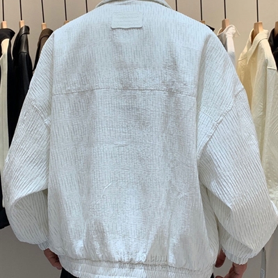 市场上装-夹克-休闲夹克