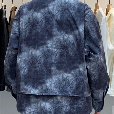 市场上装-夹克-休闲夹克