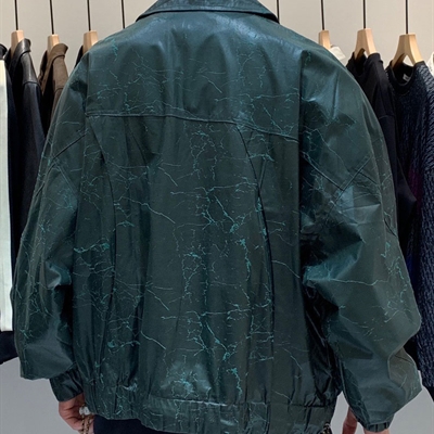 市场上装-皮衣-休闲皮衣