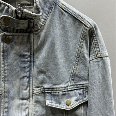 市场上装-夹克-休闲夹克