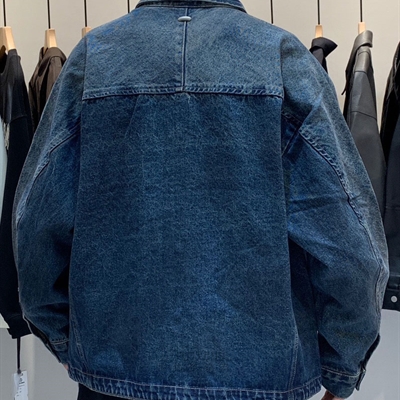 市场上装-夹克-休闲夹克