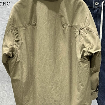 市场上装-夹克-休闲夹克