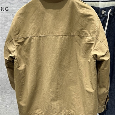 市场上装-夹克-休闲夹克