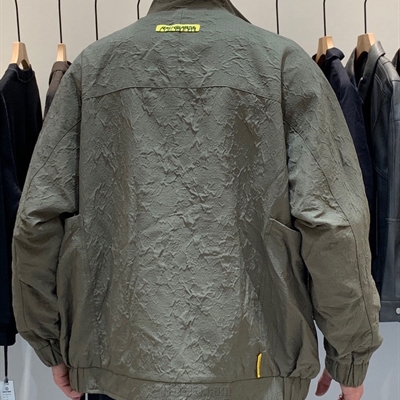 市场上装-夹克-休闲夹克