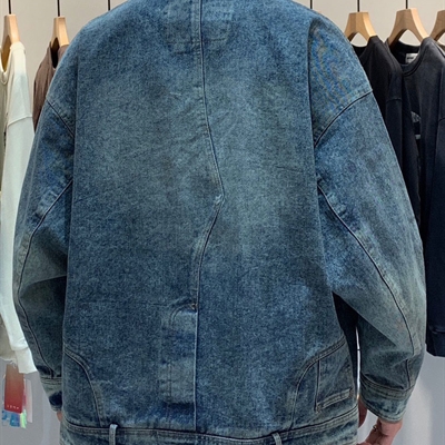 市场上装-夹克-休闲夹克