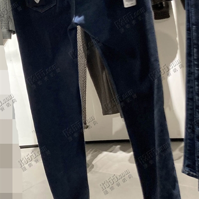 商场品牌-牛仔裤-牛仔裤{实拍}