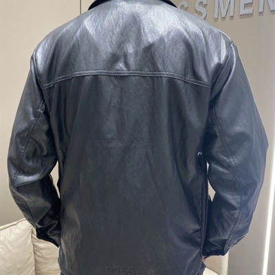 市场上装-皮衣-休闲皮衣