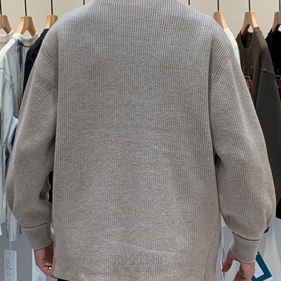 市场上装-毛衫-休闲毛衫