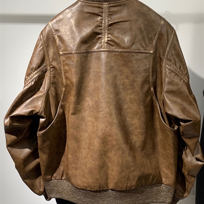 市场上装-皮衣-休闲皮衣