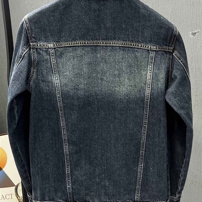 市场上装-夹克-休闲夹克