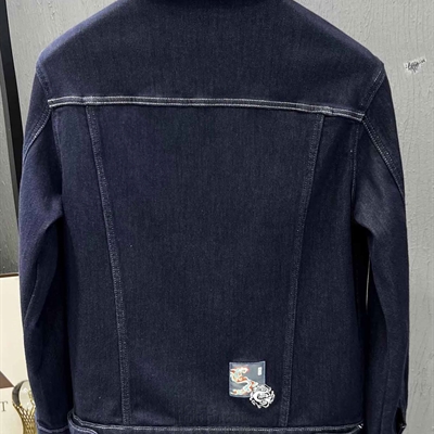 市场上装-夹克-休闲夹克