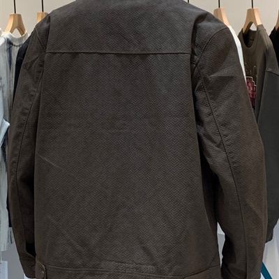 市场上装-夹克-休闲夹克