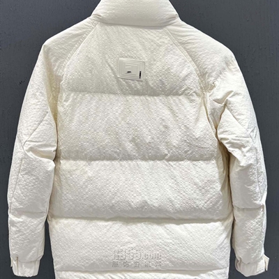 市场上装-棉衣/羽绒服-休闲棉服