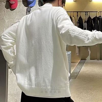 市场上装-毛衫-休闲毛衫