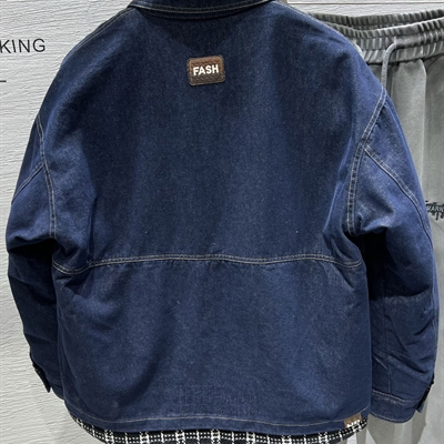 市场上装-夹克-休闲夹克