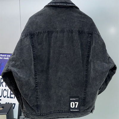 市场上装-夹克-休闲夹克