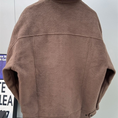 市场上装-夹克-休闲夹克