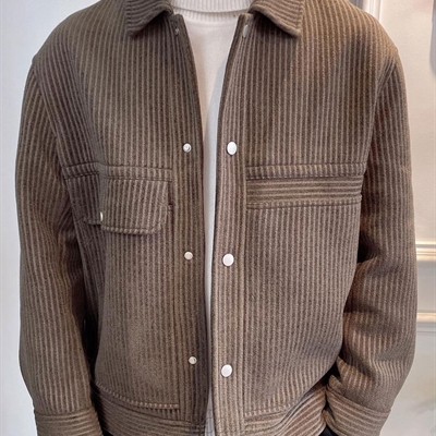 市场上装-夹克-休闲夹克