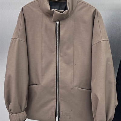 市场上装-夹克-休闲夹克