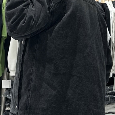 市场上装-夹克-休闲夹克