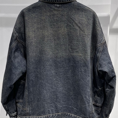 市场上装-夹克-休闲夹克