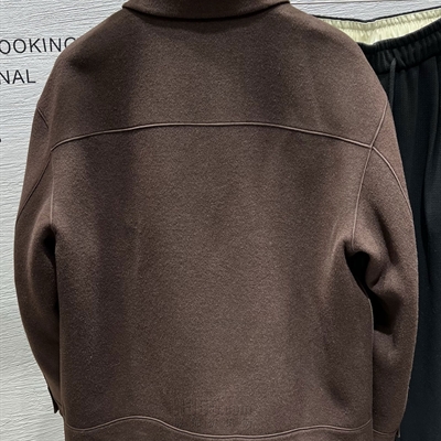 市场上装-夹克-休闲夹克