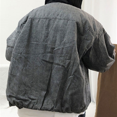 市场上装-夹克-休闲夹克