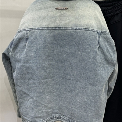 市场上装-夹克-休闲夹克