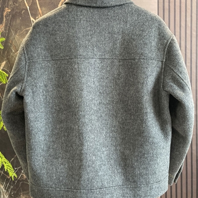 市场上装-夹克-休闲夹克