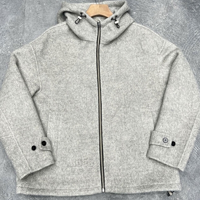 市场上装-夹克-休闲夹克