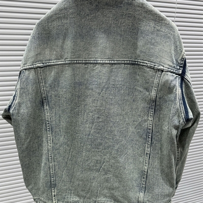 市场上装-夹克-休闲夹克