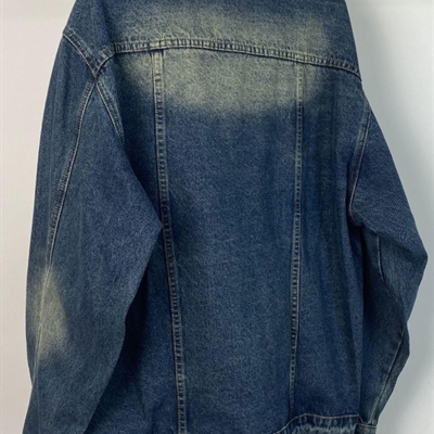 市场上装-夹克-休闲夹克