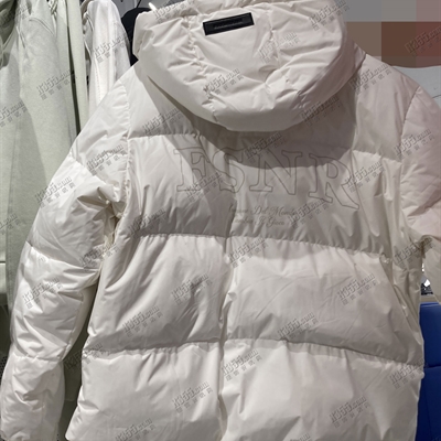 运动品牌-棉衣/羽绒-女运动棉服【实拍】