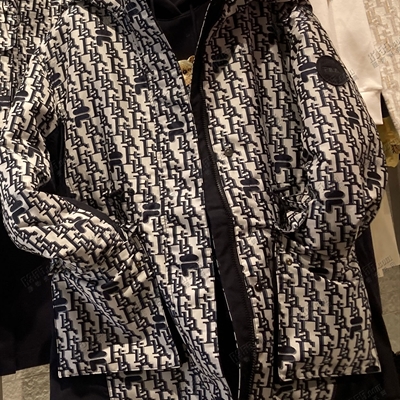 运动品牌-棉衣/羽绒-女运动棉服【实拍】