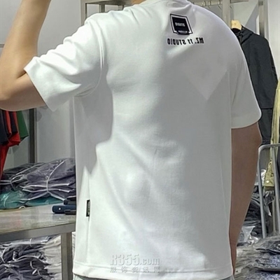 市场上装-T恤-休闲T恤