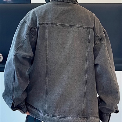 市场上装-夹克-休闲夹克