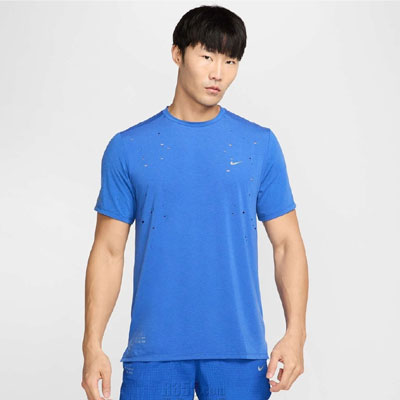美国《Nike》2025春夏运动户外男装