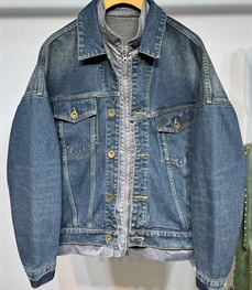 市场上装-夹克-休闲夹克