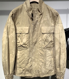 市场上装-夹克-休闲夹克