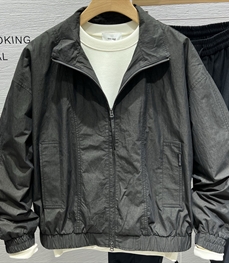 市场上装-夹克-休闲夹克