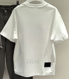 市场上装-T恤-休闲T恤