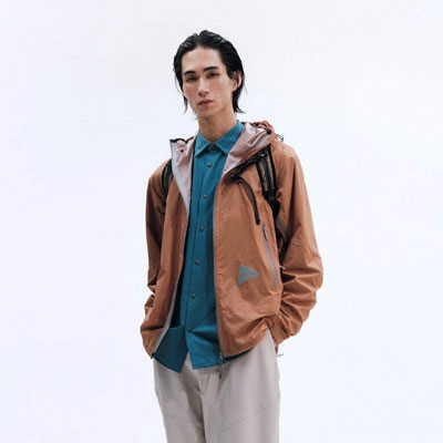 日本《and wander》2025春夏运动户外男女装