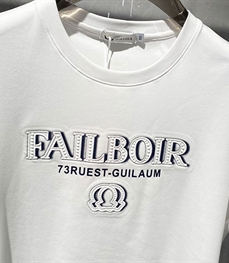 市场上装-T恤-欧货T恤