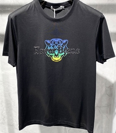 市场上装-T恤-欧货T恤