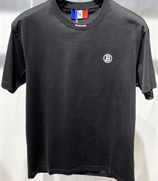 市场上装-T恤-欧货T恤