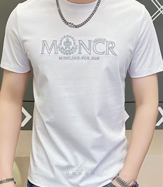 市场上装-T恤-欧货T恤