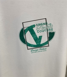 市场上装-T恤-欧货T恤