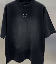 市场上装-T恤-欧货T恤