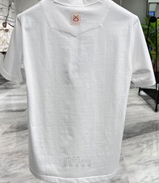 市场上装-T恤-欧货T恤